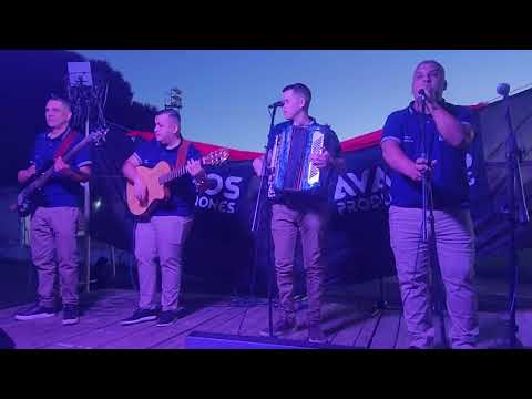Los Pives del chamame en el poli deportivo de Caá Catí en el dia de la Madre 