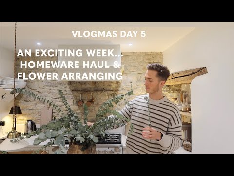 A VERY EXCITING WEEK - Pooky Lights Haul & Flower Arranging Tips - Vlogmas Day 5 | TobysHome