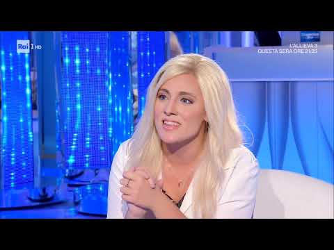 Francesca Manzini imitates Mara Venier - Domenica In 25/10/2020