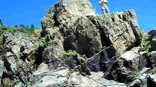 preview picture of video 'Rogue River Jumping rock'