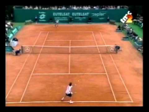 Marcelo Ríos vs. Carlos Moyá.wmv