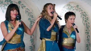 LILY JAMES Sings &#39;Mamma Mia&#39; in MAMMA MIA! 2 CLIP + Trailer