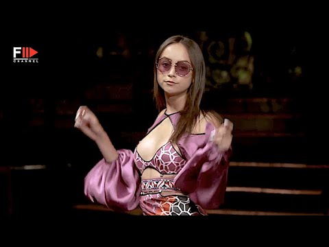 CUSTO BARCELONA Art Hearts Fashion Spring 2023 New York - Fashion Channel