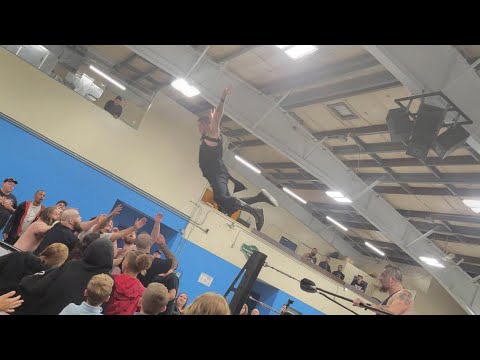 Sabotage vs Heathens - NO DQ UCW Tag Team Championship (Thumbtacks & Light Tubes)