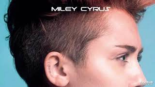 Miley Cyrus - Kiss somebody (official Video)