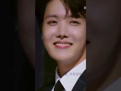 Music bank ending fairy but then there's the maknae line 💀🔥 #bts#vminkook#proof