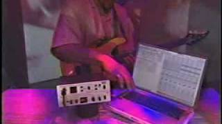 Video thumbnail for Roland GI20 Guitar MIDI Interface by SamAshdotcom