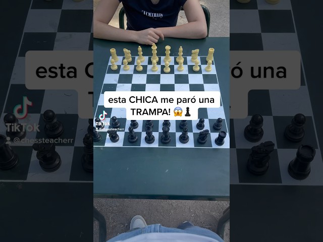 Vídeo relacionado con Vilac Vilac7721 Primer Juego de ajedrez, Multicolor