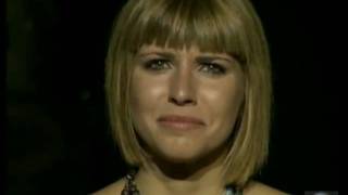 PASION VEGA - MARIA SE BEBE LAS CALLES **Directo** (2008)