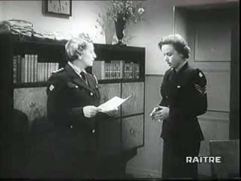 Tina Lattanzi nel ruolo dell' Ispettrice di polizia in "Inganno"un film del 1952