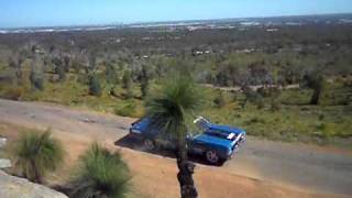 preview picture of video 'Targa West Rally 2010 at the Zig Zag: XY Falcon'