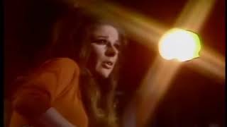 Bobbie Gentry sings &#39;Ode To Billie Joe&#39; live on the Andy Williams Show 1971