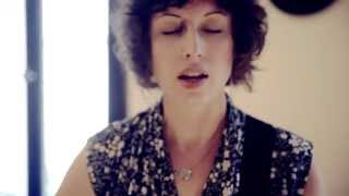 #547 Lauren Hoffman - Out of the Sky, Into the Sea  (Acoustic session)