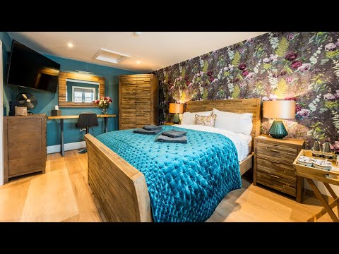 Bunny Hill Farm Cottages - Family Room - Partridge