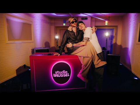 Oscar and the Wolf & Roméo Elvis on our piano with “Lose My Baby” | Piano Tapes