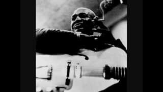 Arthur 'Big Boy' Crudup - My baby left me (1950)