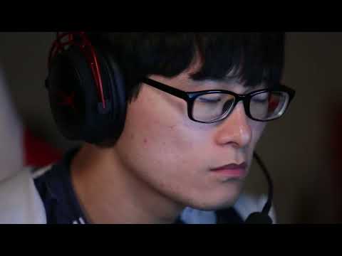 HyperX Cloud Alpha - Gaming Headset, Dual Chamber Drivers, Legendary Comfort, Aluminum Frame