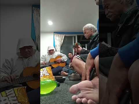 Manu Kai Niu - Kalapu Kali ko Mavae Tangi