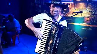 Xote Voninho vários sucessos Olair Sanfoneiro Itaperuna Tênis Clube #voninho #xote #roça #music