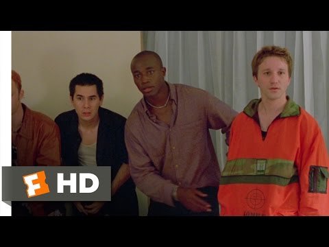 Go (4/8) Movie CLIP - 30 Seconds to Get Outta Here (1999) HD