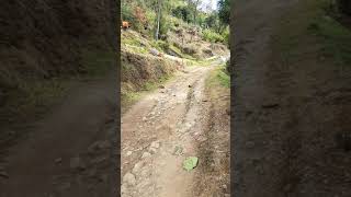 preview picture of video 'Extreme off roading in Darjeeling hills...'