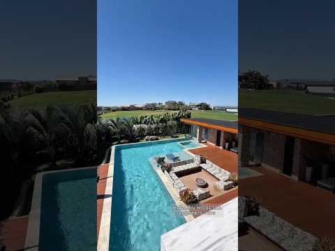CASA CINEMATOGRÁFICA À VENDA PRÓXIMA AO HOPI HARI - SERRA AZUL