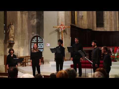 Con Amores la mi Madre (arr. Bob Chilcott)