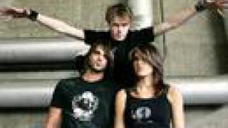 Sick Puppies-Issues (With Lyrics)