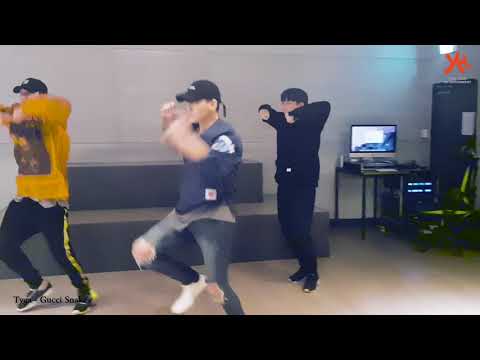 [UNIQ]  HAPPY SUNG JOO DAY - Special Choreography