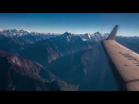 „Majestätischer Rundflug: Der Himalaya aus der Vogelperspektive“