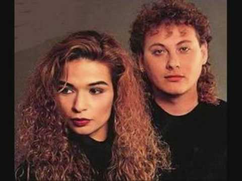 Duo Datz - Come Along with lyrics (English Version of their Eurovision 1991 song "kan" for Israel)