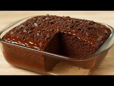 Recently, this chocolate cake has gone viral! Cheap, moist, and super delicious.