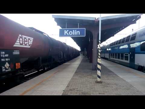 OS 22212 včele 814.185 a náklaďák včele 130.001