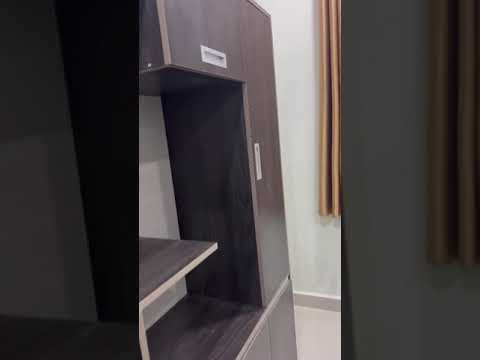 Tủ Tài Liệu Gỗ Kết Hợp Kệ Trưng Bày Giám Đốc - THS12