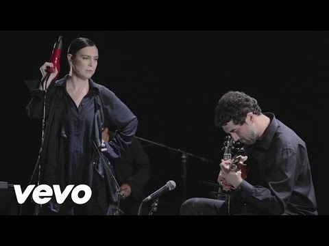 Videoclip de Pode Se Remoer — Adriana Calcanhotto