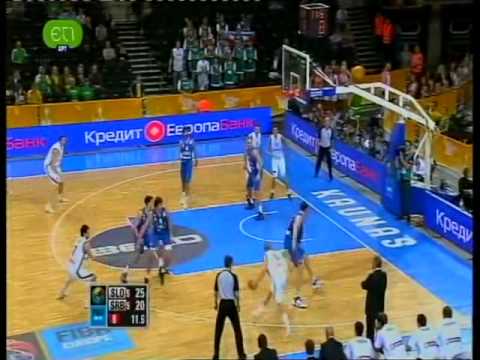 9-17-11 EuroBasket: Edo Muric (Slovenia) dunks on Milan Macvan (Serbia)