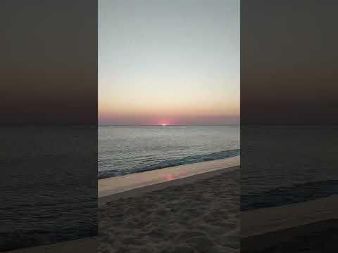 puesta de sol en Punta del Este , parada 26 las Delicias , Maldonado ,Uruguay .