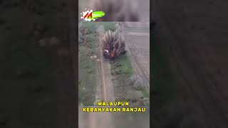 Download lagu Crazy😎!. This person is so brave to step on a mine. #war #military #army #tank #tni #alusista mp3