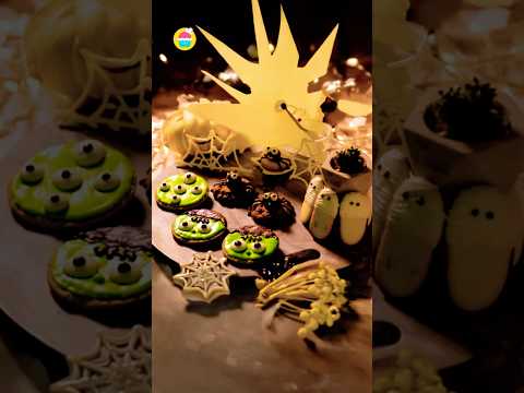 Spooky Cute HALLOWEEN COOKIES #shorts #halloween #cookies