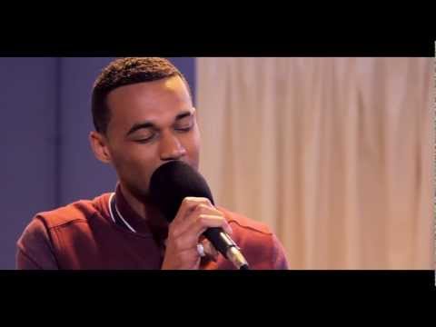 (Acoustic Session) Jessie J - Laserlight - Byron Gold