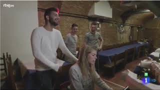 Agoney y Nerea cantan &quot;Camina&quot; (Tema principal de OT 2017) en Trabajo Temporal (La 1 de TVE 9-9-19)