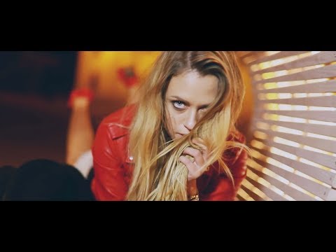 Kis Grófo - Pörög az éjszaka (official music video)