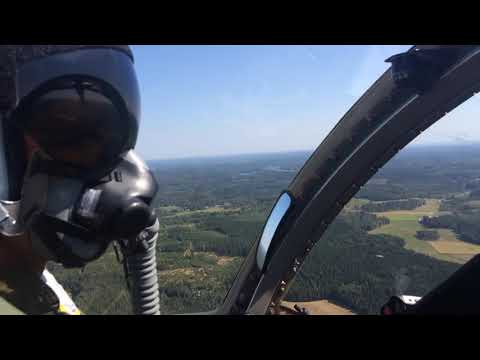 FROM THE COCKPIT - Landing a SK60 Swedish Air Force FIGHTER JET