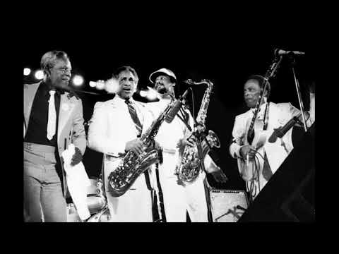 George Freeman & Family @ The Chicago Jazz Festival (8-30-1984) - After Dark