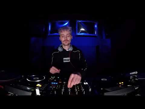 The Blue Oyster: Boarding Pass / 21.11 / 15 - 16