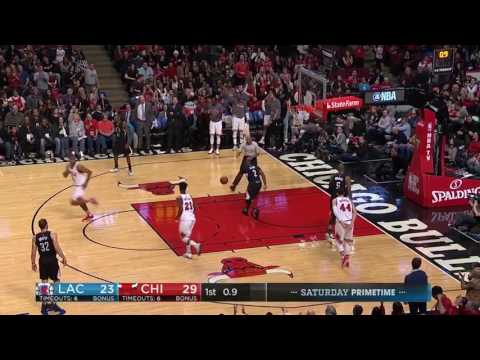Rajon Rondo Vintage Pass! | Clippers vs Bulls | March 4, 2017 NBA Regular Season