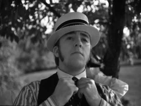 Walking My Baby Back Home