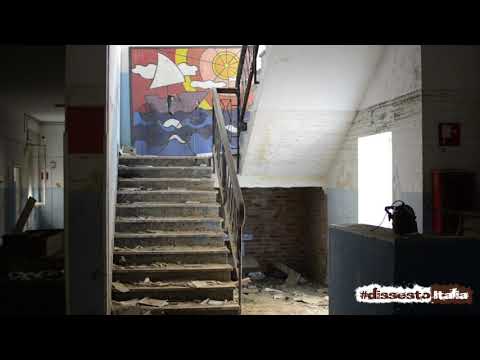 Dentro la scuola alluvionata di Aulla