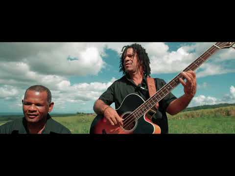 Loïc EMBOULE/Dominik COCO   "IMANITE"