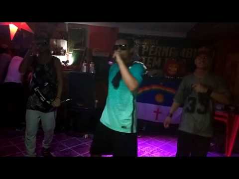 Okado- MEU NOME É JOÃO Part: Os Realistas Mc´s- Baile Pernambuco tem RAP ao vivo